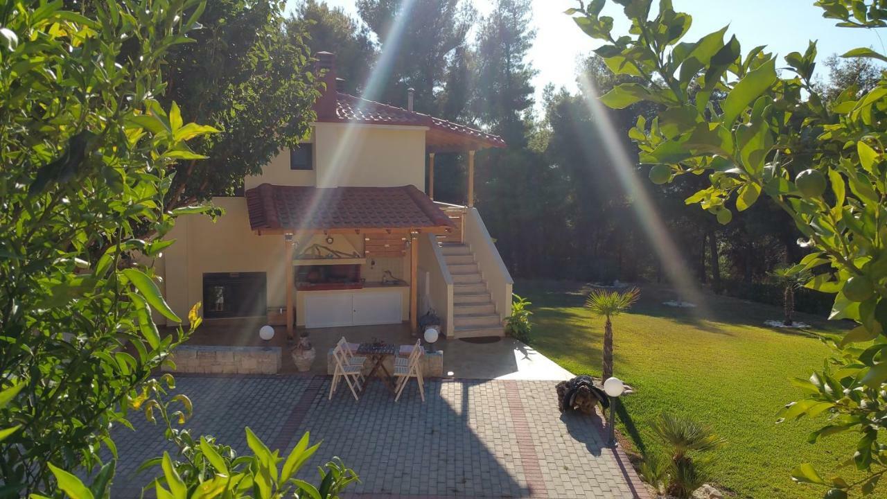 Villa Chris Posidi Eksteriør bilde